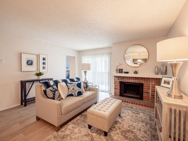 1 BR, 1 BA Apartment 4031 Thousand Oaks Drive Unit S0715, San Antonio, TX 78217