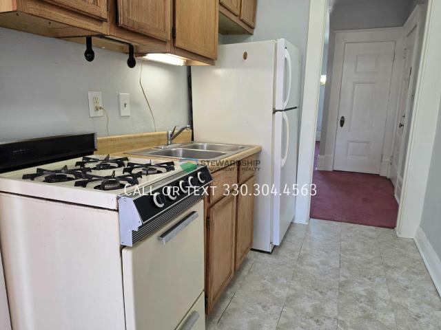 1 BR, 1 BA Apartment 407 Lincoln Way NE, Massillon, OH 44646