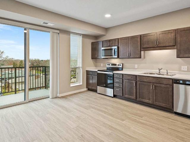 1 BR, 1 BA Apartment 4040 West 70th Street Unit 130, Minneapolis, MN 55435