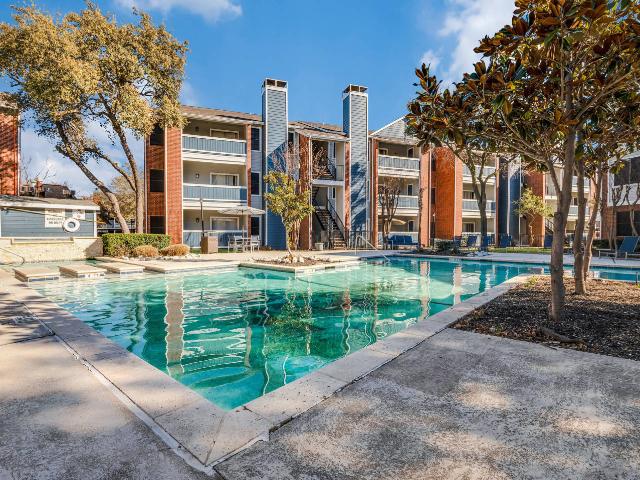 1 BR, 1 BA Apartment 4060 Preferred Place Unit 1121, Dallas, TX 75237