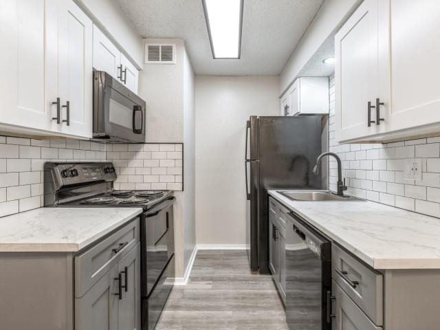 1 BR, 1 BA Apartment 4104 South 130th Avenue East Unit 407, Tulsa, OK 74134