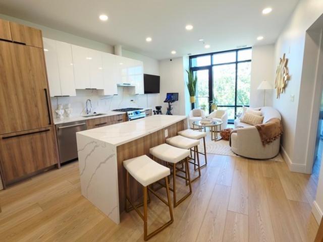 1 BR, 1 BA Apartment 4111 Connecticut Ave NW, Unit 402, Washington, DC 20008