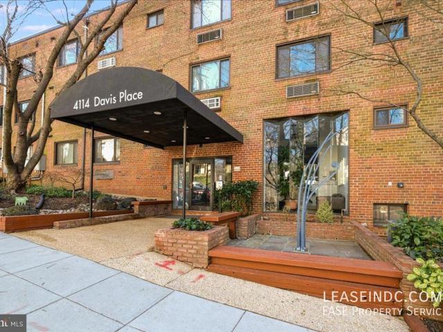 1 BR, 1 BA Apartment 4114 Davis Place NW, Washington, DC 20007