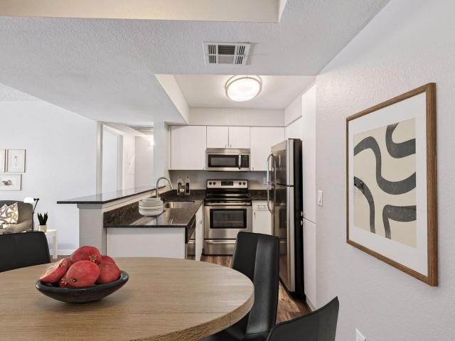 1 BR, 1 BA Apartment 4127 E Indian School Road Unit 206, Phoenix, AZ 85018