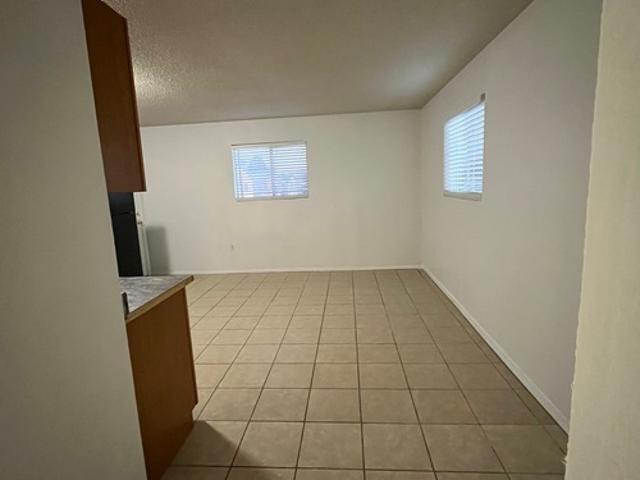1 BR, 1 BA Apartment 415 Grove Street Southeast, Unit Apt 4, Albuquerque, NM 87108