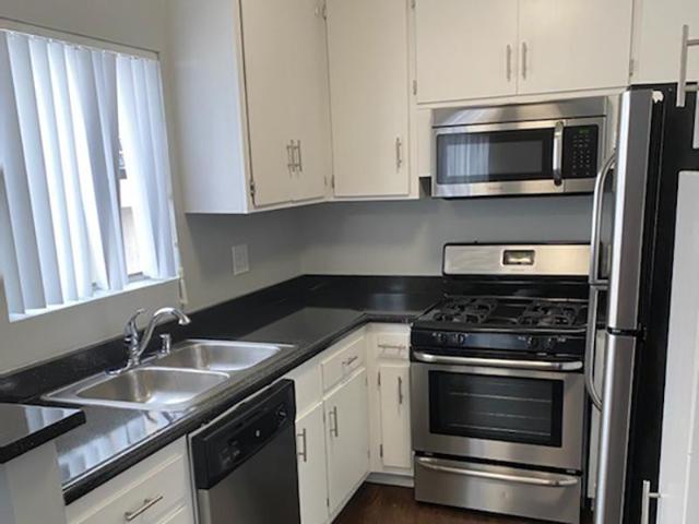 1 BR, 1 BA Apartment 4176 Arch Drive Unit 110, Studio City, CA 91604