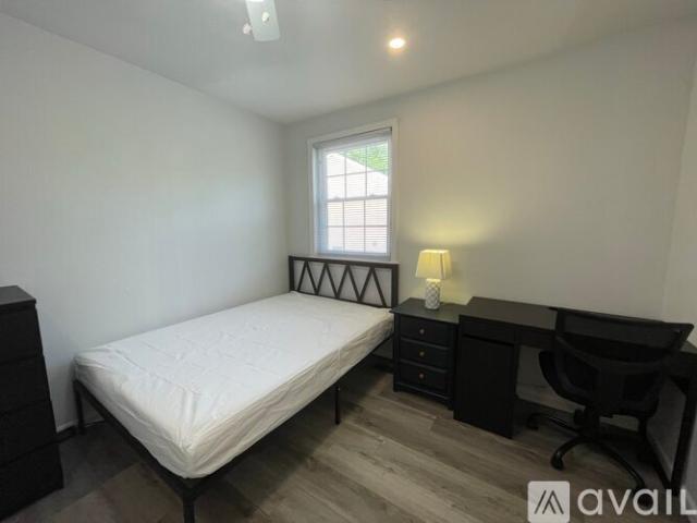 1 BR, 1 BA Apartment 4199 University Dr, Unit Eff 1, Fairfax, VA 22030