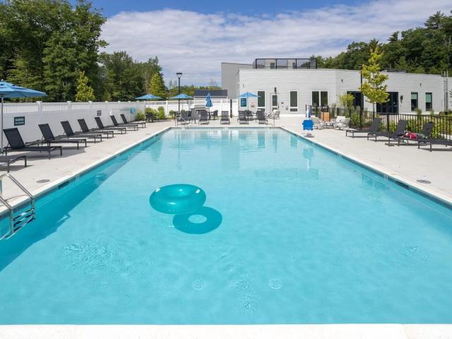 1 BR, 1 BA Apartment 41 Seacoast Terrace Unit 2439, Kittery, ME 03904
