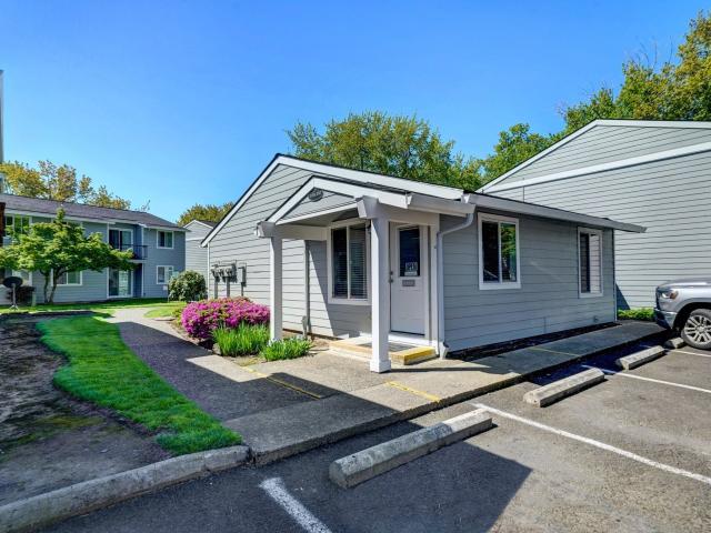 1 BR, 1 BA Apartment 4204 Pacific Ave Unit 31, Forest Grove, OR 97116