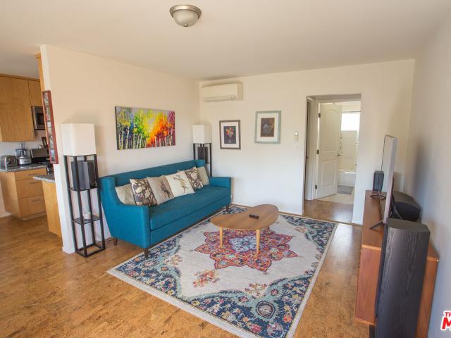 1 BR, 1 BA Apartment 4209 McLaughlin Avenue, Los Angeles, CA 90066