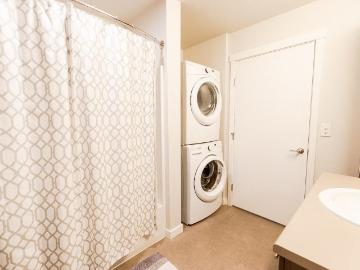 1 BR, 1 BA Apartment 420 West Smith Street Unit 534, Kent, WA 98032