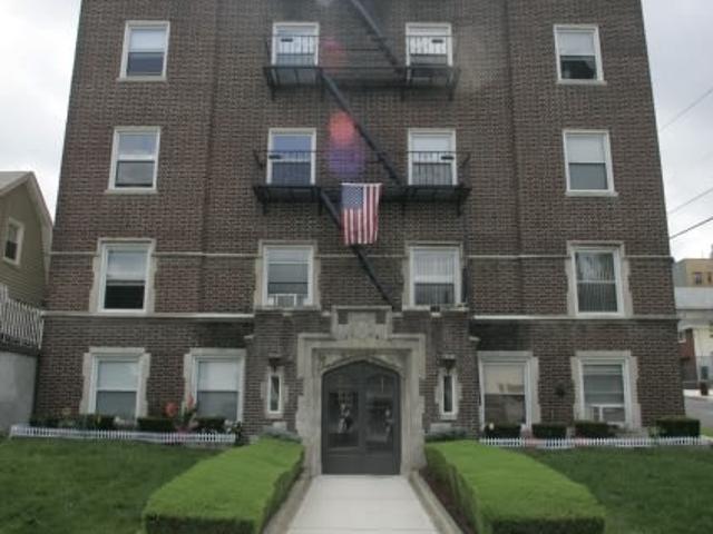 1 BR, 1 BA Apartment 420 Highland Avenue Unit 2, Palisades Park, NJ 07650