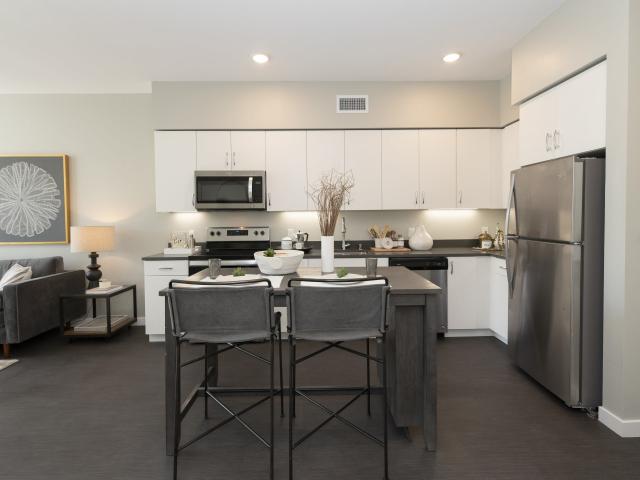 1 BR, 1 BA Apartment 421 25th Street Unit 507, Oakland, CA 94612