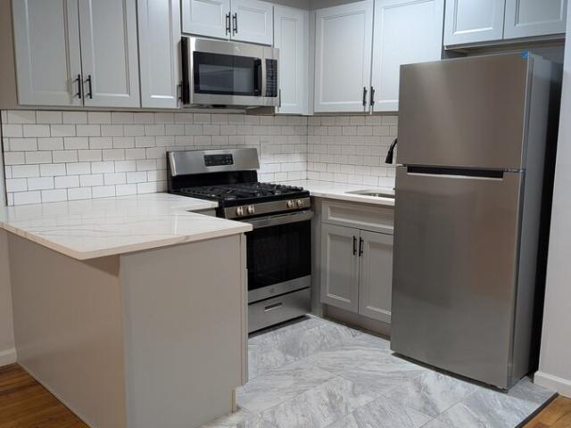 1 BR, 1 BA Apartment 421 Lincoln, orange, NJ 07050