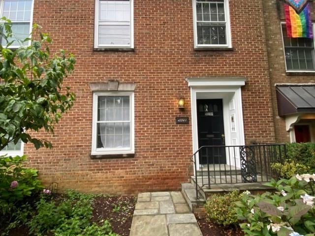 1 BR, 1 BA Apartment 4224 1/2 River Road, NW, Washington, DC 20016