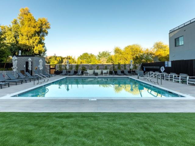 1 BR, 1 BA Apartment 4225 N 32nd St, Unit 2038, Phoenix, AZ 85018
