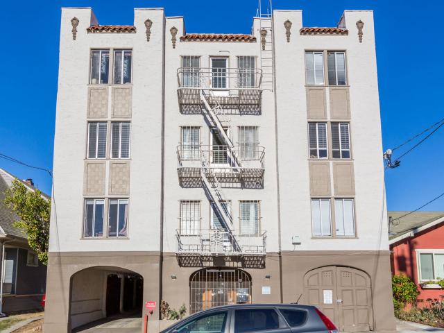 1 BR, 1 BA Apartment 4231 Montgomery Street Unit 105, Oakland, CA 94611