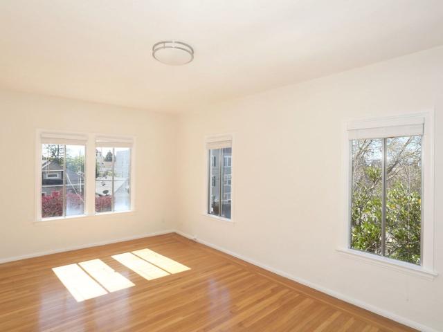 1 BR, 1 BA Apartment 4231 Montgomery Street Unit 308, Oakland, CA 94611