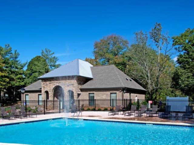 1 BR, 1 BA Apartment 424 N Cedar Bluff Road Unit 08 9107H, Knoxville, TN 37923