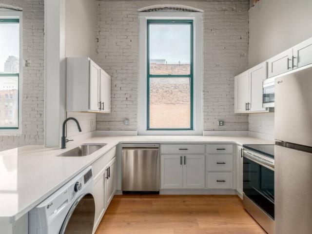 1 BR, 1 BA Apartment 425 West Lakeside Avenue Unit 502, Cleveland, OH 44113