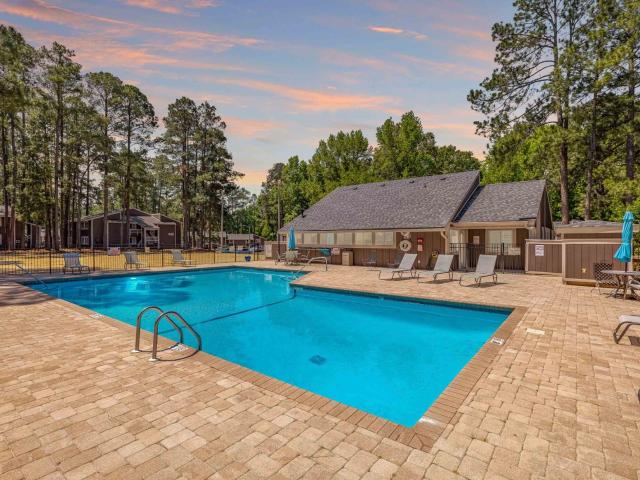 1 BR, 1 BA Apartment 425 Woodstream Trl Unit 428 428 A, Fayetteville, NC 28314
