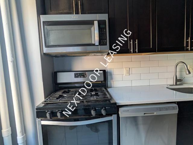 1 BR, 1 BA Apartment 42 W 29th St, Bayonne, NJ 07002