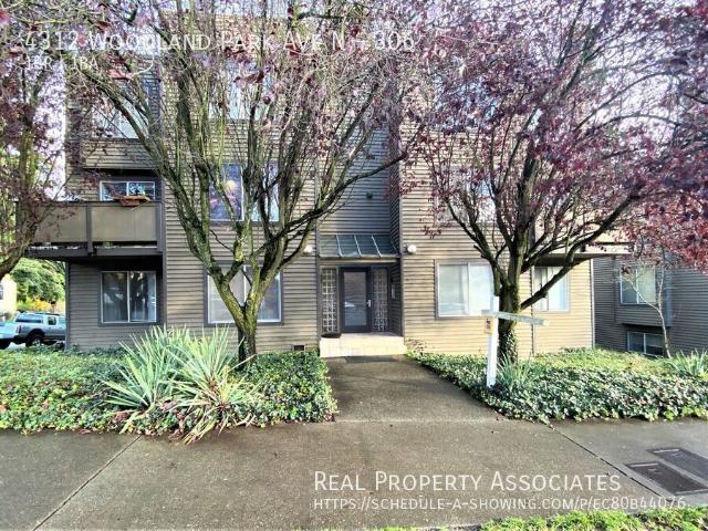 1 BR, 1 BA Apartment 4312 Woodland Park Ave N, Seattle, WA 98103
