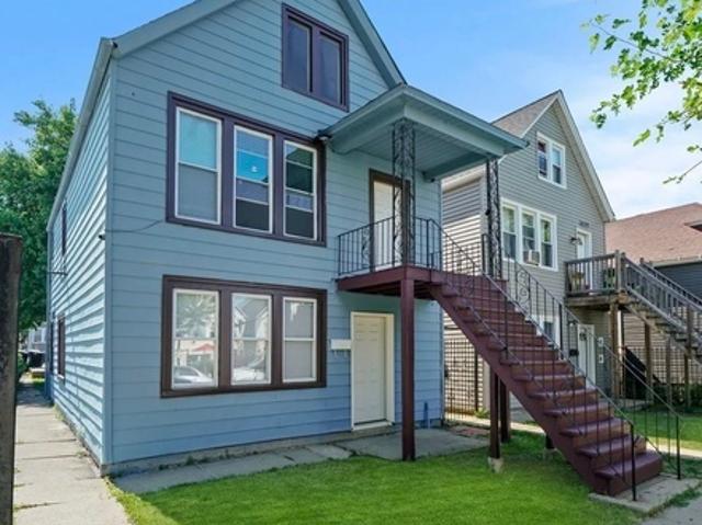 1 BR, 1 BA Apartment 4322 South Mozart Street, Unit 1, Chicago, IL 60632