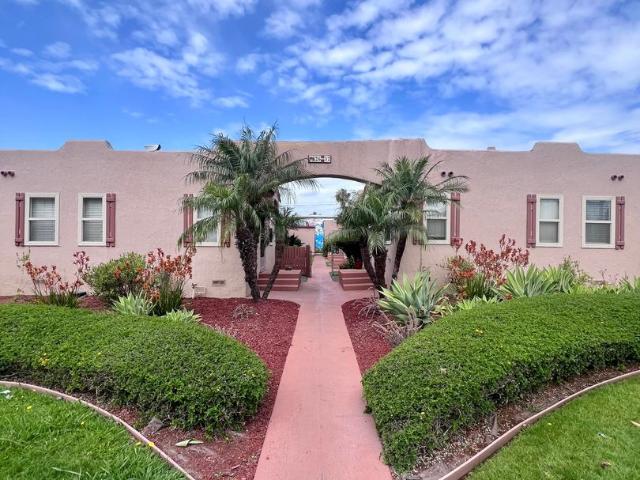 1 BR, 1 BA Apartment 4326 1/2 SWIFT AVENUE, SAN DIEGO, CA 92104