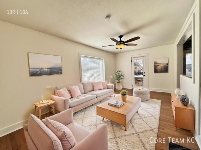 1 BR, 1 BA Apartment 4328 Roanoke Pkwy, Kansas City, MO 64111