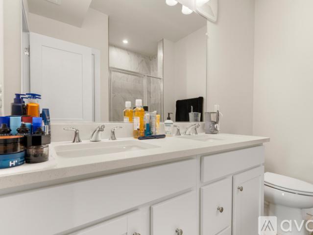 1 BR, 1 BA Apartment 43895 Circuit Square, Unit Ashburn station, Ashburn, VA 20147