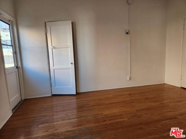 1 BR, 1 BA Apartment 438 South Cochran Avenue, Los Angeles, CA 90036