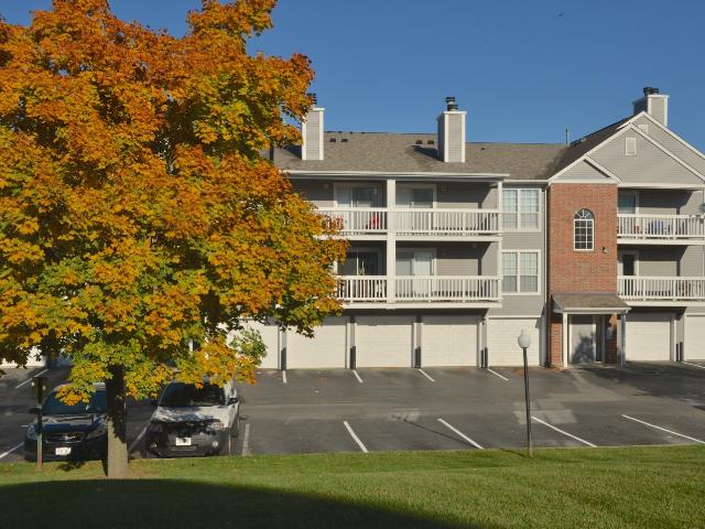 1 BR, 1 BA Apartment 4 South Lincoln Ridge Drive Unit 926, Madison, WI 53719
