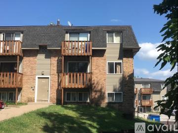 1 BR, 1 BA Apartment 540 23rd St, Unit Bottom floor, Bettendorf, IA 52722