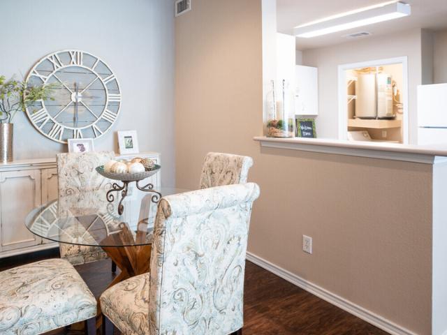 1 BR, 1 BA Apartment 5415 5487 Frontage Rd, Austin, TX 78746