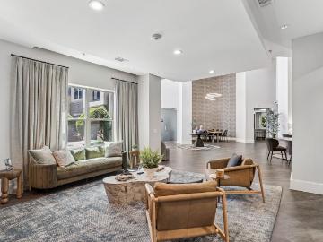 1 BR, 1 BA Apartment 5415 Maple Ave Unit 424, Dallas, TX 75235