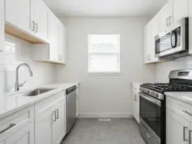 1 BR, 1 BA Apartment 5465 East Mockingbird Lane, Dallas, TX 75206