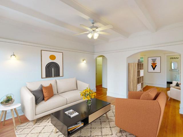 1 BR, 1 BA Apartment 5474 5480 South Hyde Park Boulevard Unit 5476 2B, Chicago, IL 60615