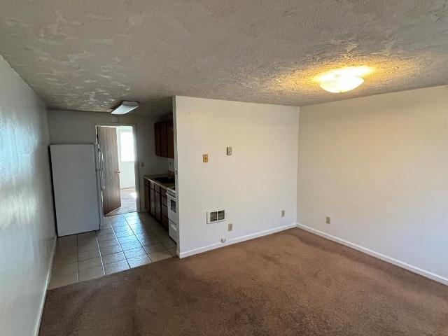 1 BR, 1 BA Apartment 549 S. 4th W Rexburg, ID 83440
