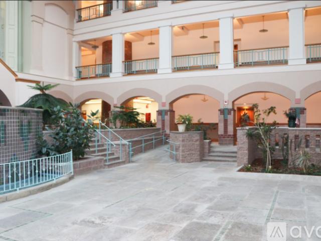 1 BR, 1 BA Apartment 550 Washington St, Unit 218, Braintree, MA 02184