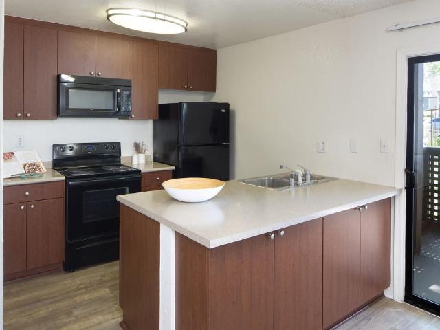 1 BR, 1 BA Apartment 555 Paularino Avenue Unit 00F 104, Costa Mesa, CA 92626