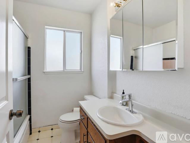 1 BR, 1 BA Apartment 559 Cherry Way, Unit room 1, Hayward, CA 94541
