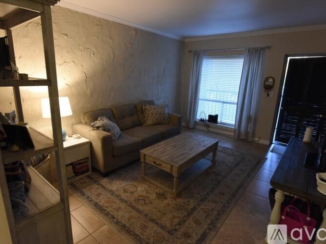 1 BR, 1 BA Apartment 55 Hanover Circle, Unit 205, Birmingham, AL 35205