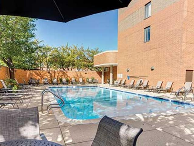 1 BR, 1 BA Apartment 55 South Vail Avenue Unit 1401, Arlington Heights, IL 60005