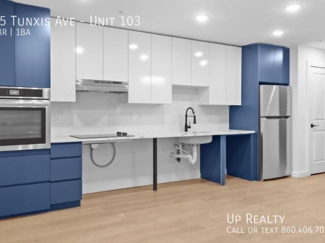 1 BR, 1 BA Apartment 55 Tunxis Ave, Bloomfield, CT 06002
