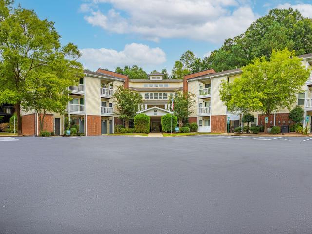 1 BR, 1 BA Apartment 5620 Trinity Rd Unit 111, Raleigh, NC 27607