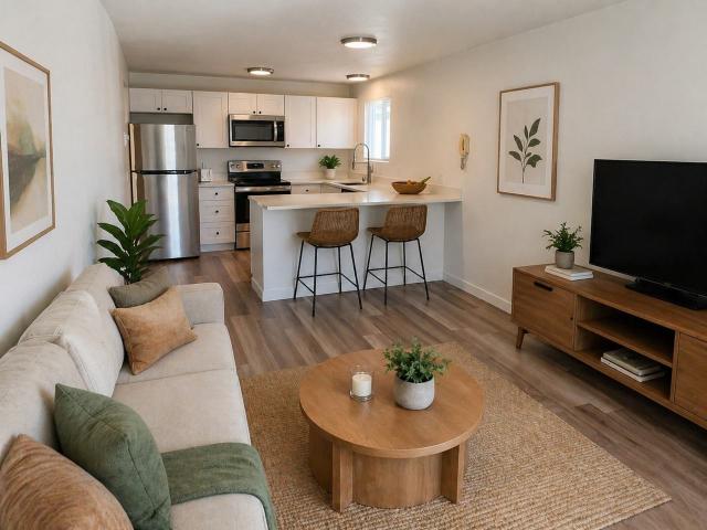 1 BR, 1 BA Apartment 5630 California Ave SW Unit 14, Seattle, WA 98136