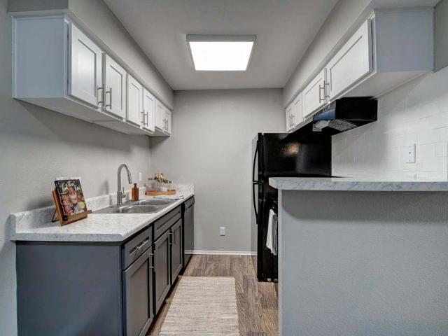 1 BR, 1 BA Apartment 5639 Old Chapel Hill Road Unit 0407, Durham, NC 27707