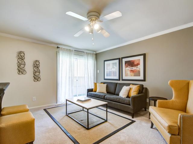 1 BR, 1 BA Apartment 5657 Amesbury Dallas Unit 2 1312, Dallas, TX 75206