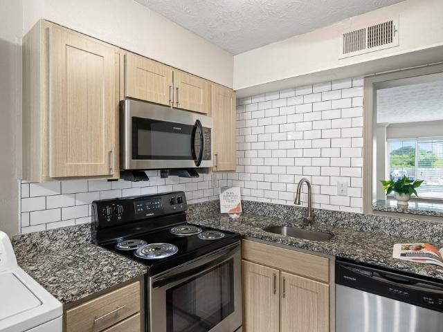 1 BR, 1 BA Apartment 5675 Roswell Rd Unit 62 J, Atlanta, GA 30342